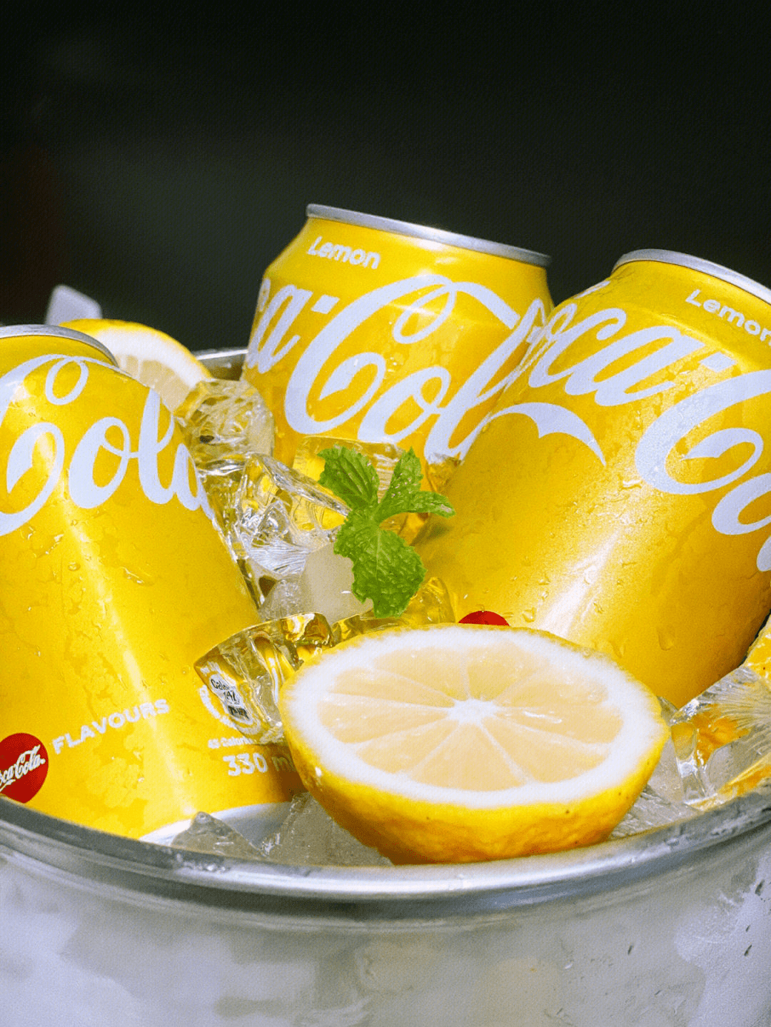 港版柠檬可口可乐,气泡很足~清新柠檬味带一点酸_味道_港式_黄色