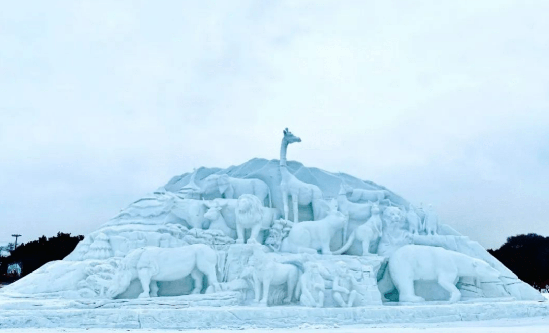 棋盘山冰雪大世界赏雪雕,萌兔乐园不能少!