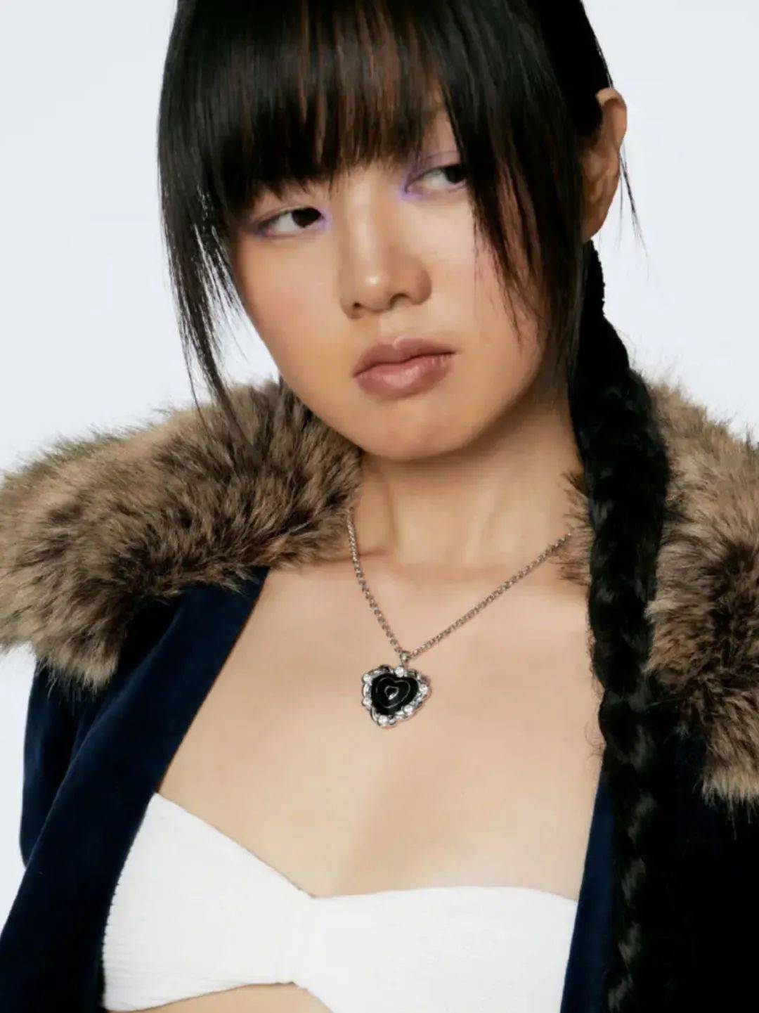 摇滚甜心关键词镂空rap风粗链条谁说戴爱心配饰的人只能是乖乖女?