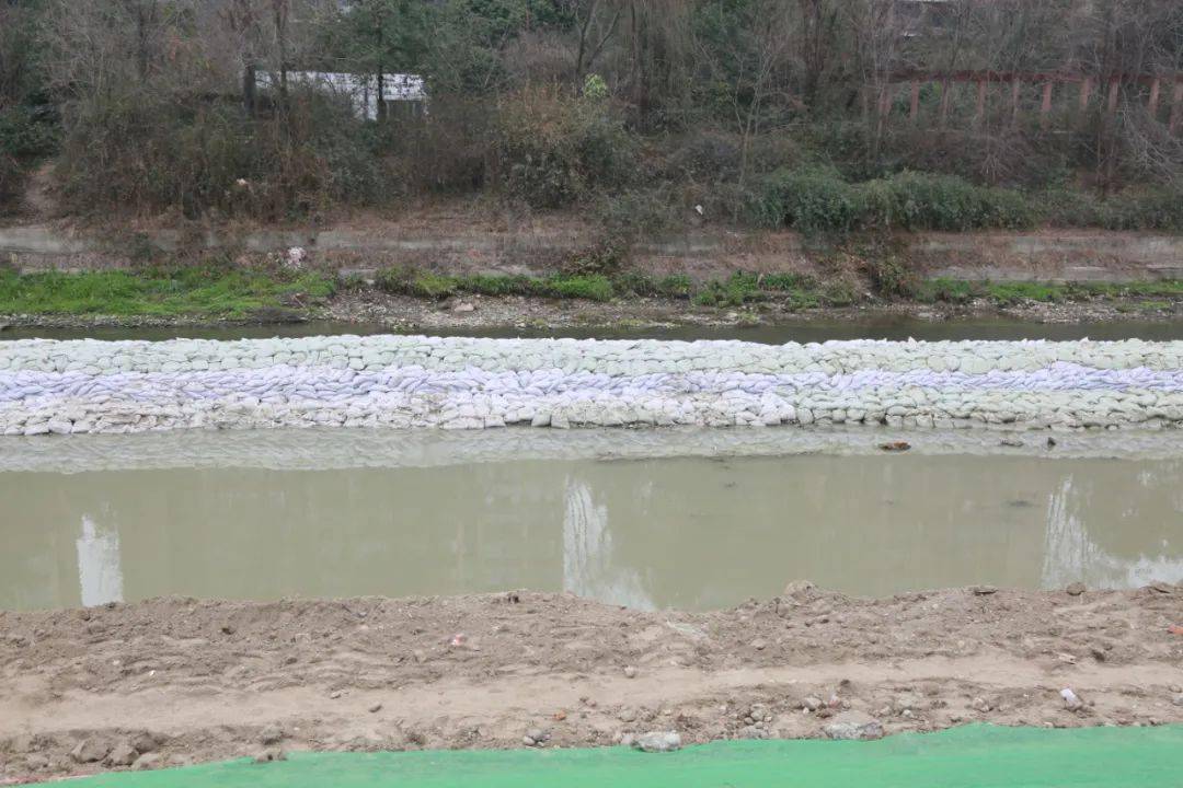 67坪桥河河道整治工程最新进展来了……_项目_广汉_堤防