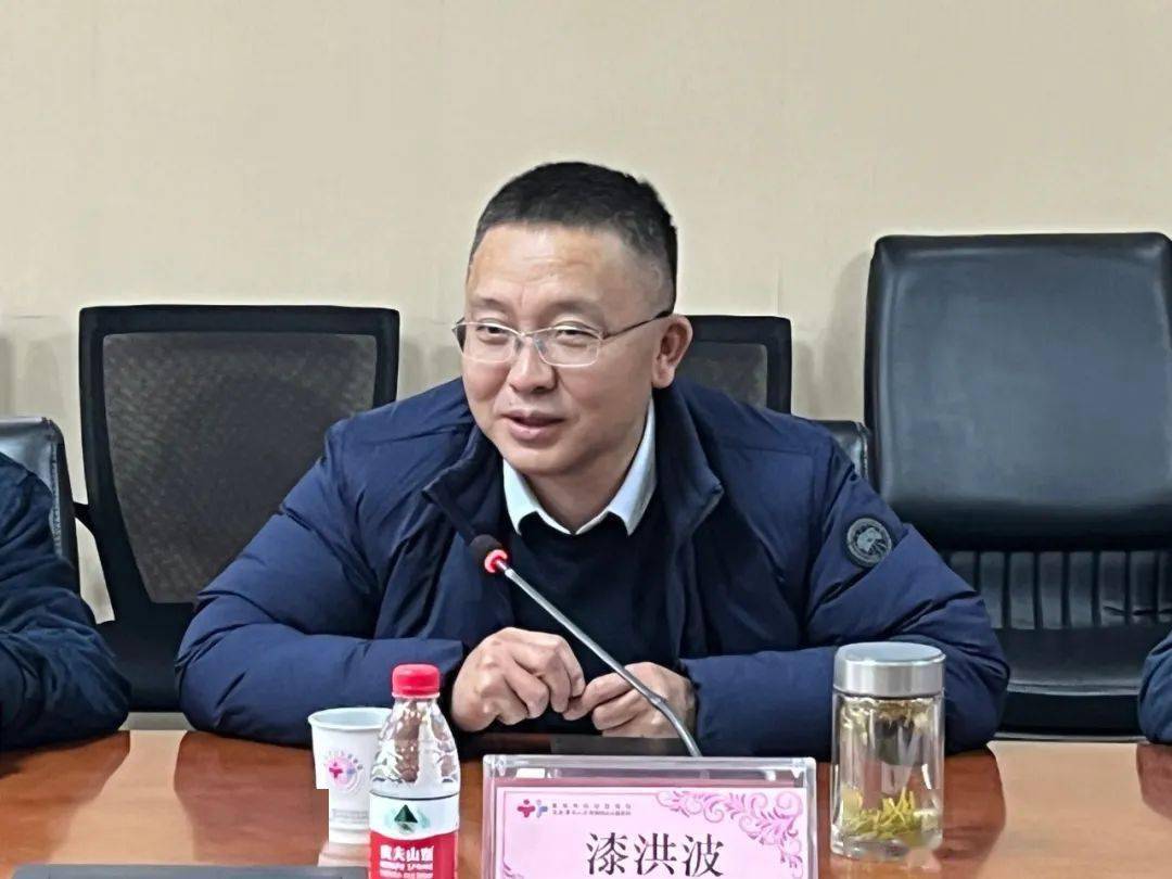 责任主编漆洪波教授责任编辑唐璞会议由期刊部部长徐川平主持.