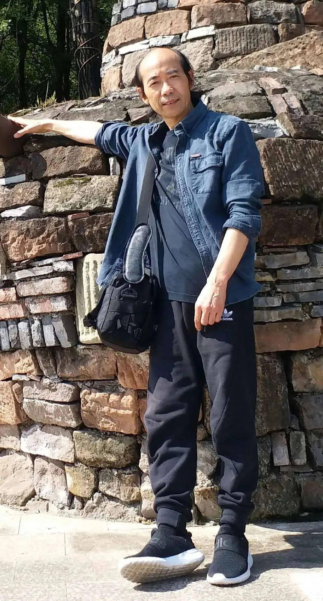 人物| 魏明阳:厚积薄发,水到渠成_笔墨_中国画_诗意