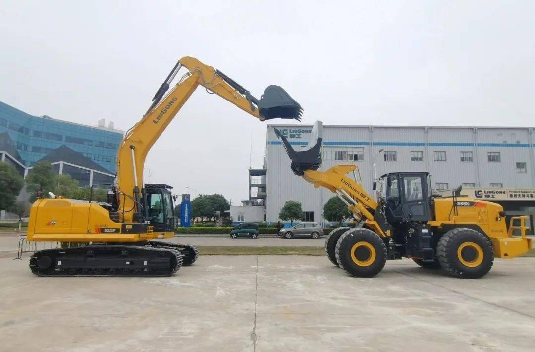 柳工国四922ftn隧道机批量交付_施工_挖掘机_环境