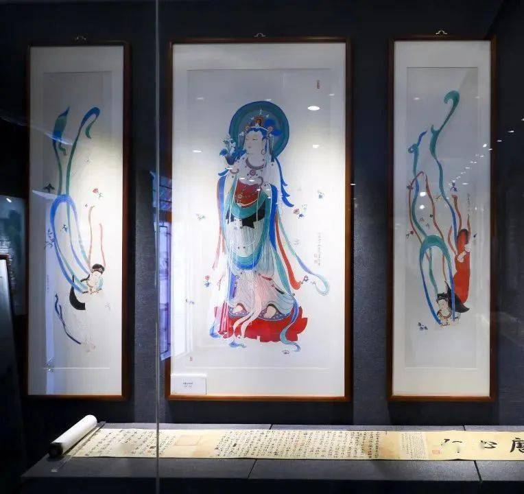 本次展览为期两个月,汇聚了爱新觉罗·启辰,刘连河,雨沛,张寿江,武树