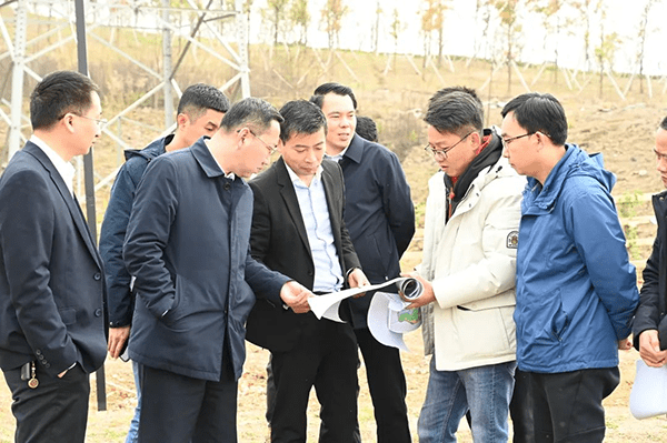 萍乡安源区副区长刘宗峰来到横龙街调研乡村振兴项目建设工作_环境