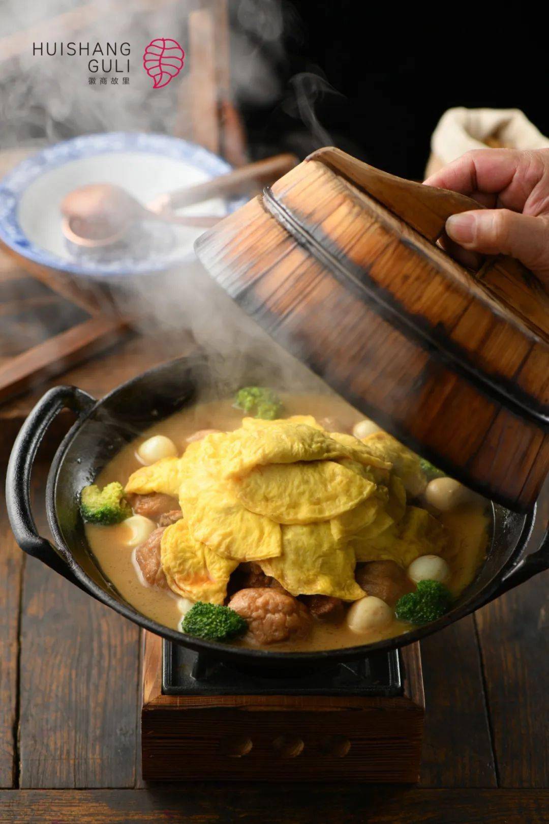 胡适一品锅拌野菜荠菜饺子香椿煎鸡蛋