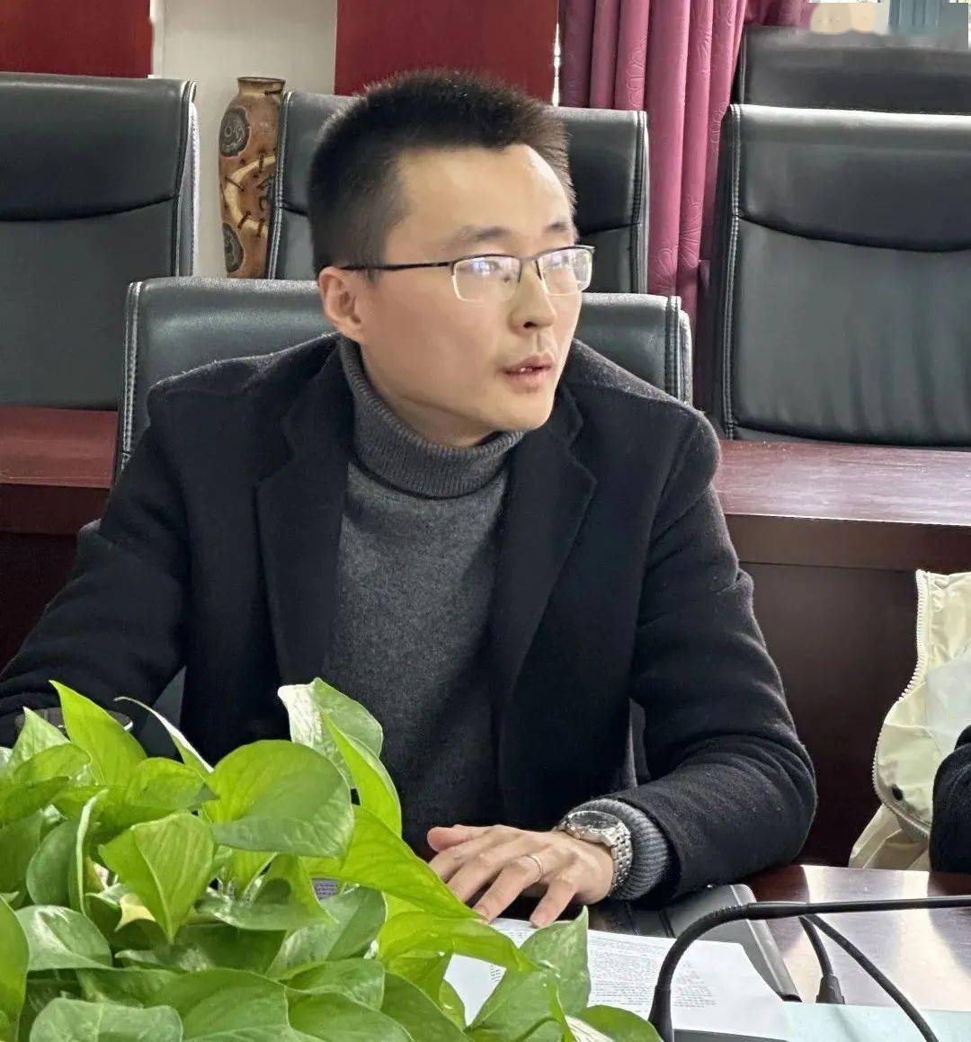 助力学校高质量发展——奉贤中学中心组举行主题学习活动_教学_工作