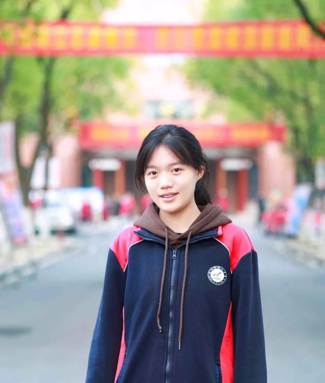 提出问题,获得新知通过对株洲八中校园之星的深入访谈这里有惺惺相惜