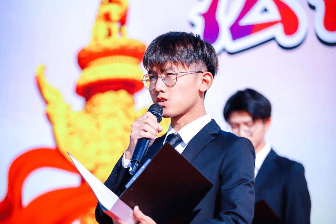 【赤花61国奖青年】黄皓宇:掌奋斗之舵,达理想彼岸_成长_奖学金