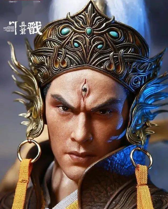 「当运星」,二郎神的第三只眼就在印堂处,瑜伽中印堂又被称之为第三眼