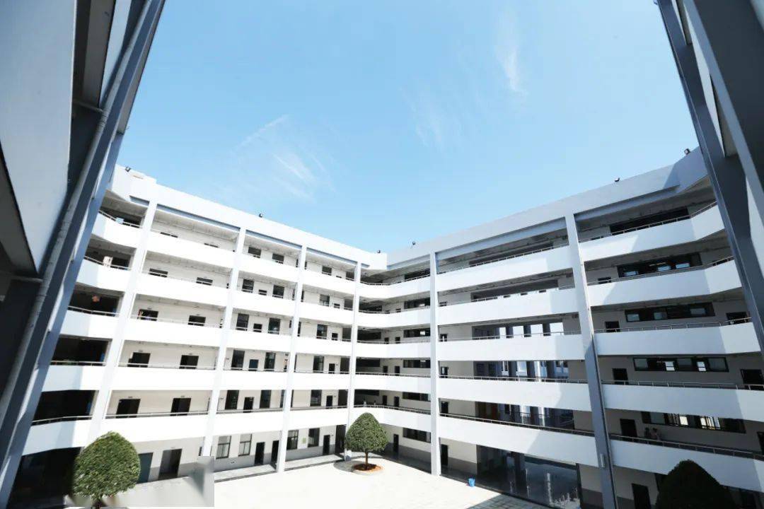 株洲市景弘高级中学2023"弘冠杯"春令营报名通知_高中_成绩单_学业