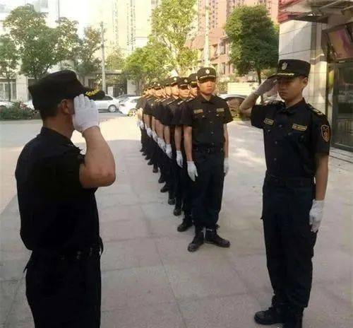 重庆物业公司的现状与发展