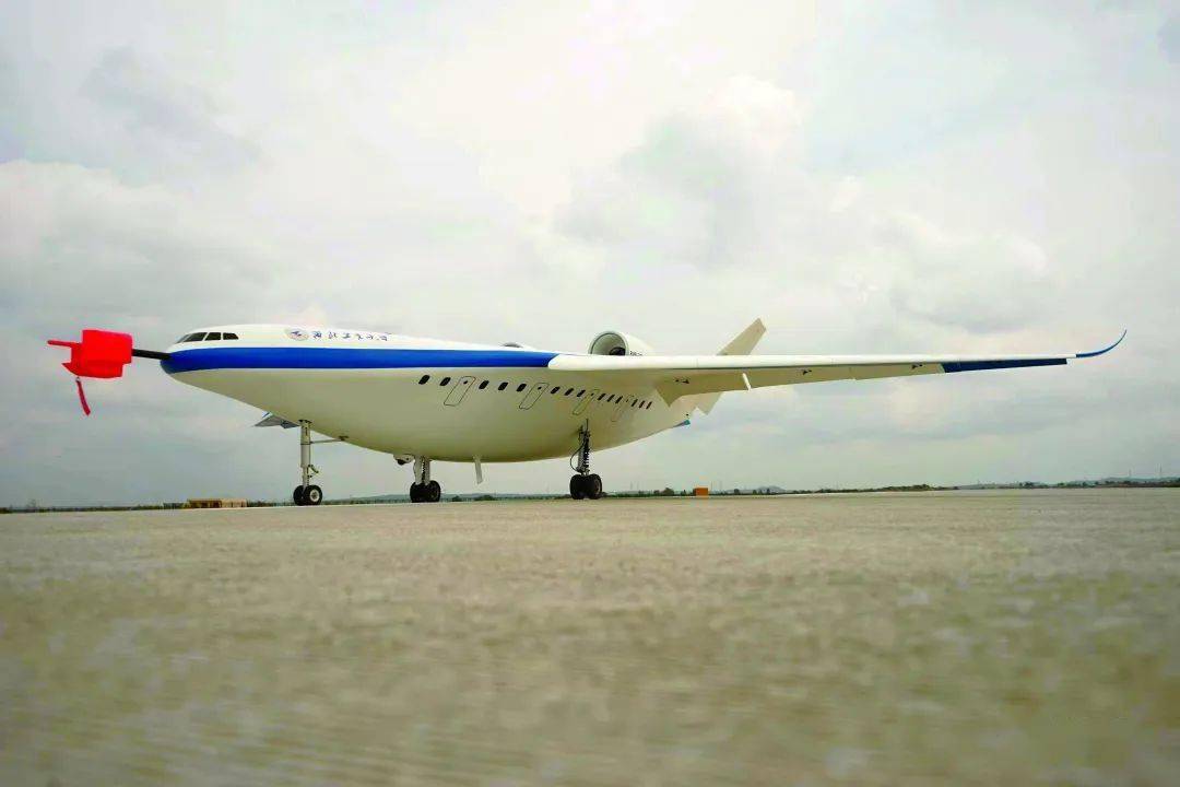 第644篇《快而无极 大需有度——我看未来民用客机发展》_飞机_安全性