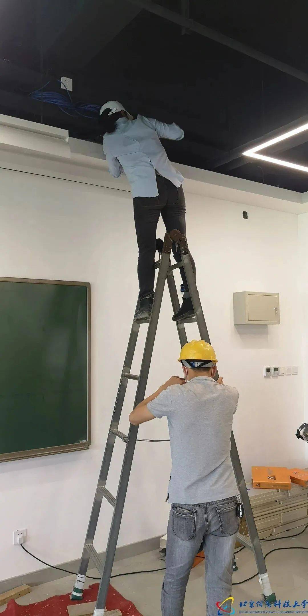 信息科大的课堂如此精彩,他们功不可没