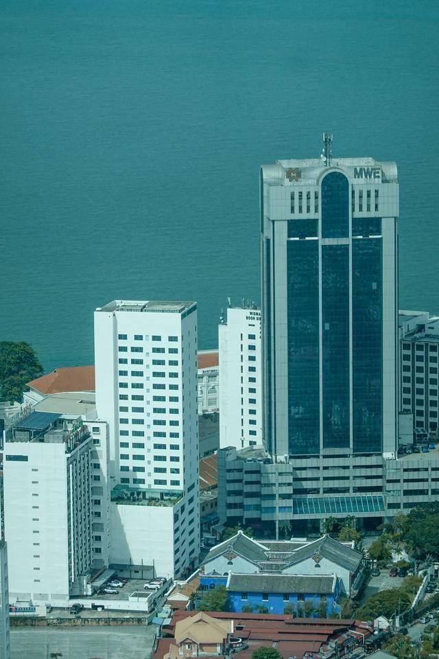 槟城是马来西亚的一个州,而乔治城是槟城州的首府,也是马来西亚最古老