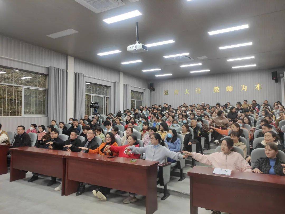 2023年宣城市心理健康教育校校行走进旌德中学_家长_讲座_活动