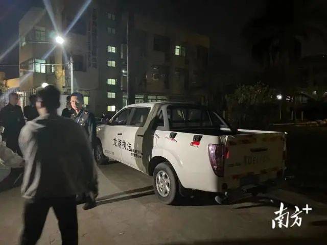 知名橄榄菜企业生产环境触目惊心：苍蝇乱飞 腐臭弥漫