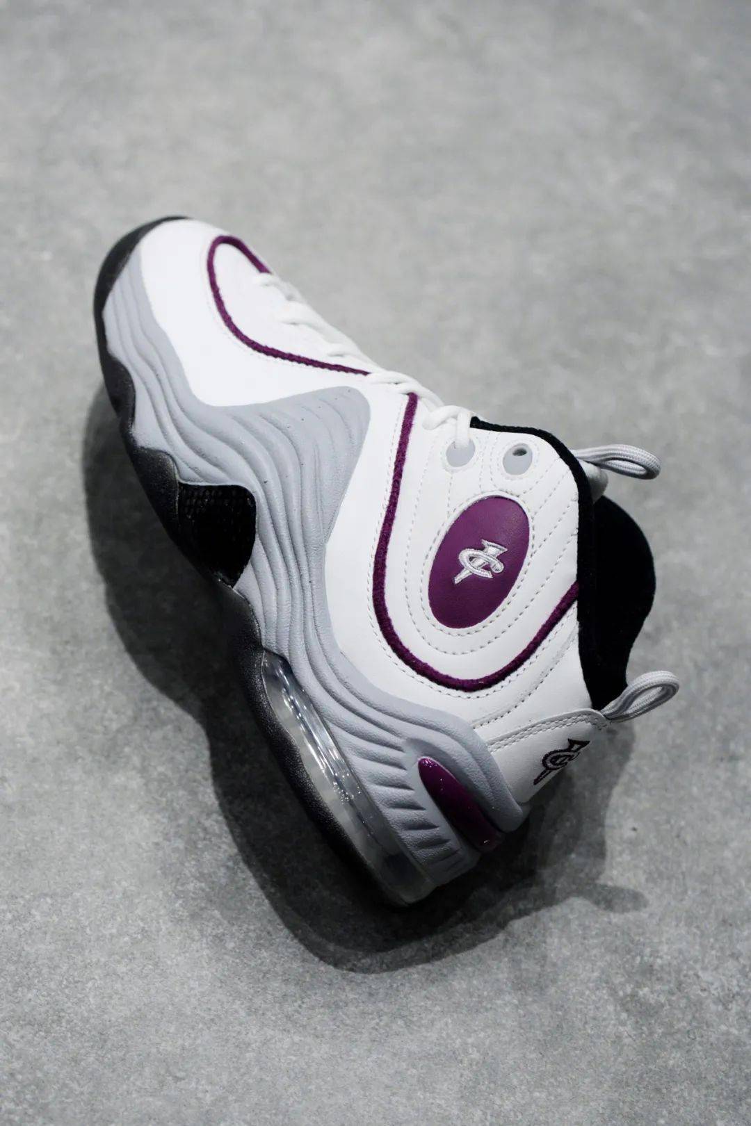 wmns nike air penny 2 rosewood