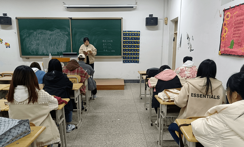 学风建设|现代教育学院三月十五日特色晚自习_活动_新生_同学