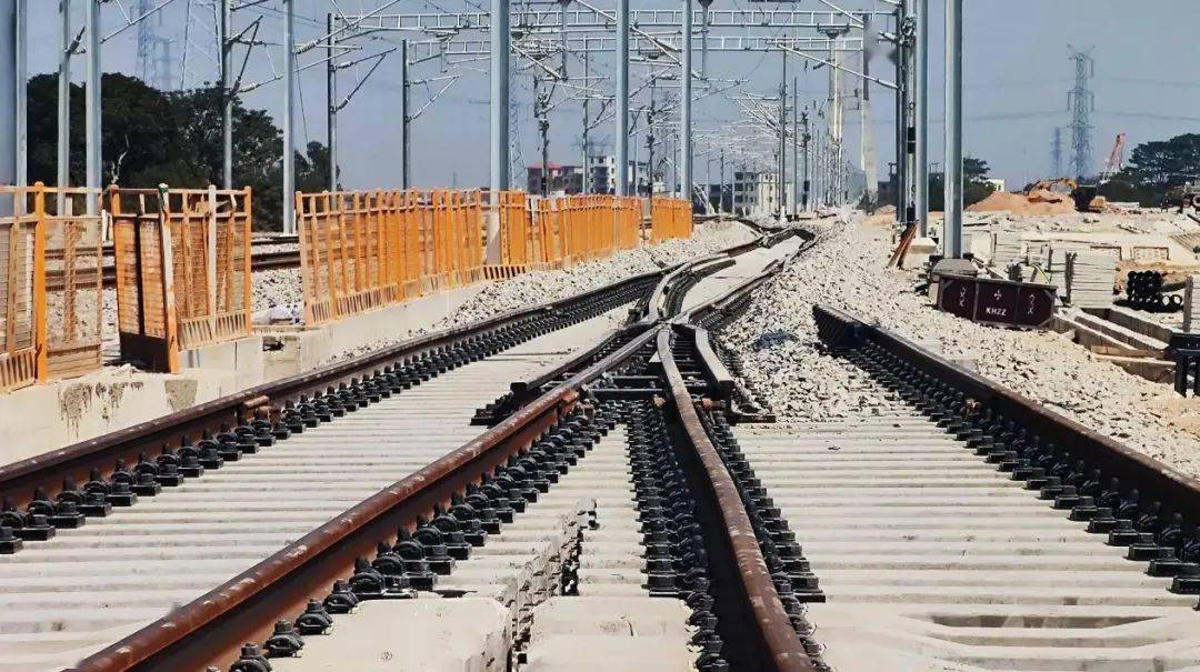 增城南站._汕尾_广州_主体