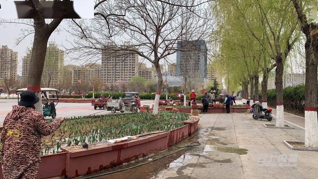 给广大群众提供更多更美的游园美地,满足广大群众开门见花的美好生活