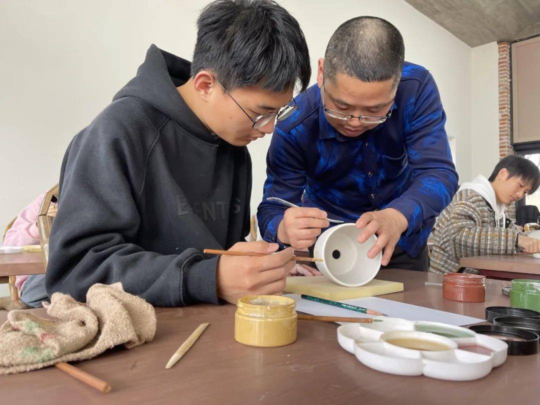华北科技学院师生研学实践活动暨大学生陶艺实习基地签约仪式圆满落幕