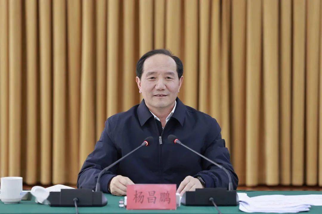 市委副书记,市长尹恒斌,市人大常委会主任胡吉宏,市委副书记陈健,市委
