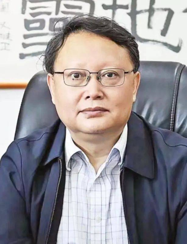 华东六少社长总编谈：若何构建新型阅读产物？