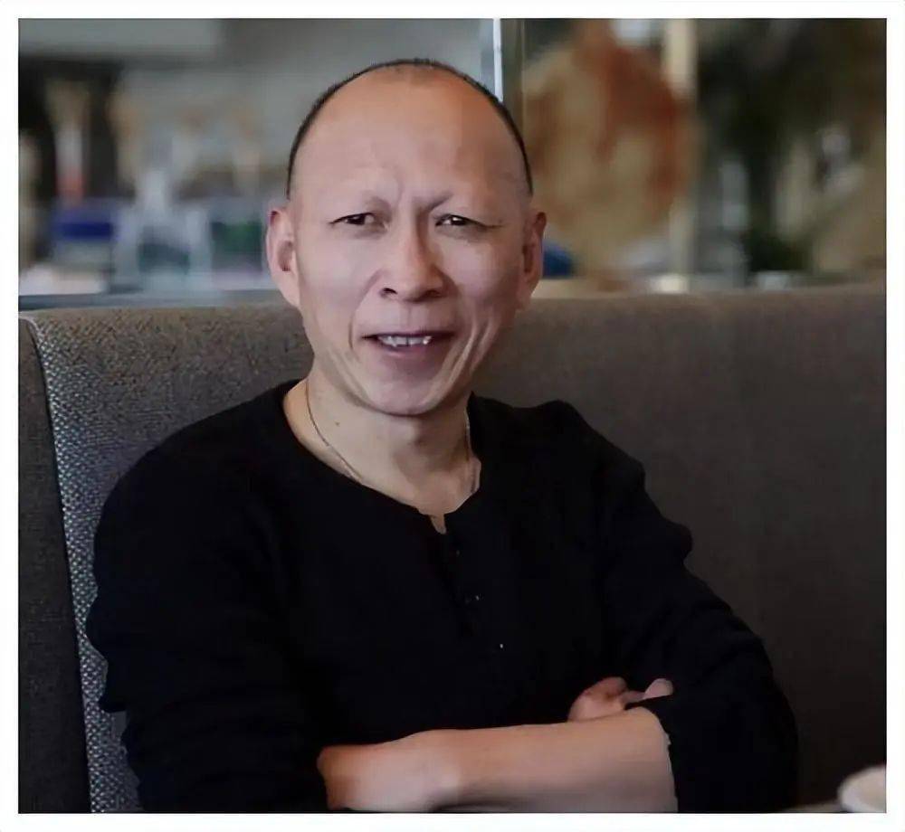 8位丑男演员,娶的老婆咋一个比一个漂亮?_赵亮_杜旭东_孟佳欣