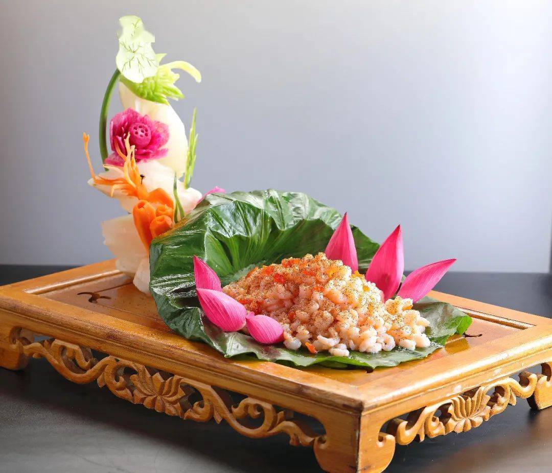 创意招牌菜,特色融合,有型有味_备用_菠菜_虾肉