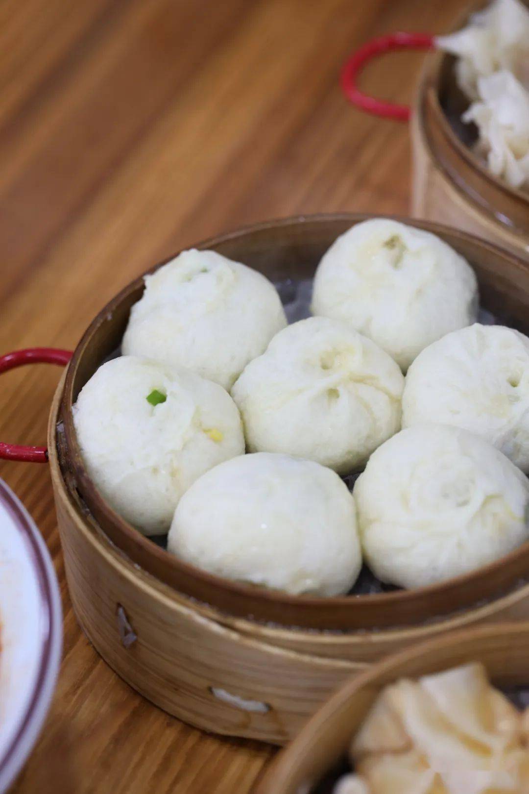 早~7元一笼的小笼包香不香?_包子_米线_杭州