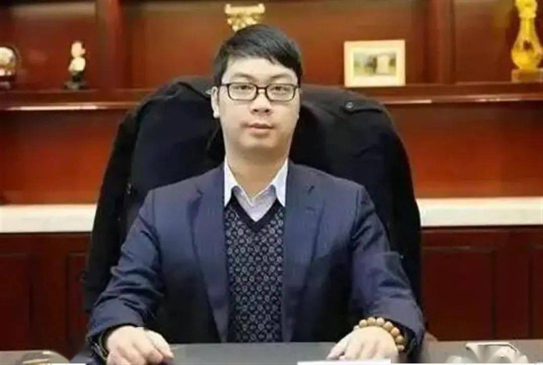 杉杉股份深夜回应豪门宫斗_周婷_郑驹_公司