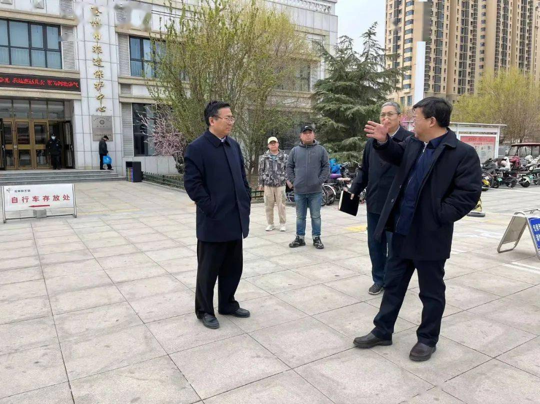 曹勇到局属各单位检查"门前三包"及创城点位建设工作_文化_群众艺术馆