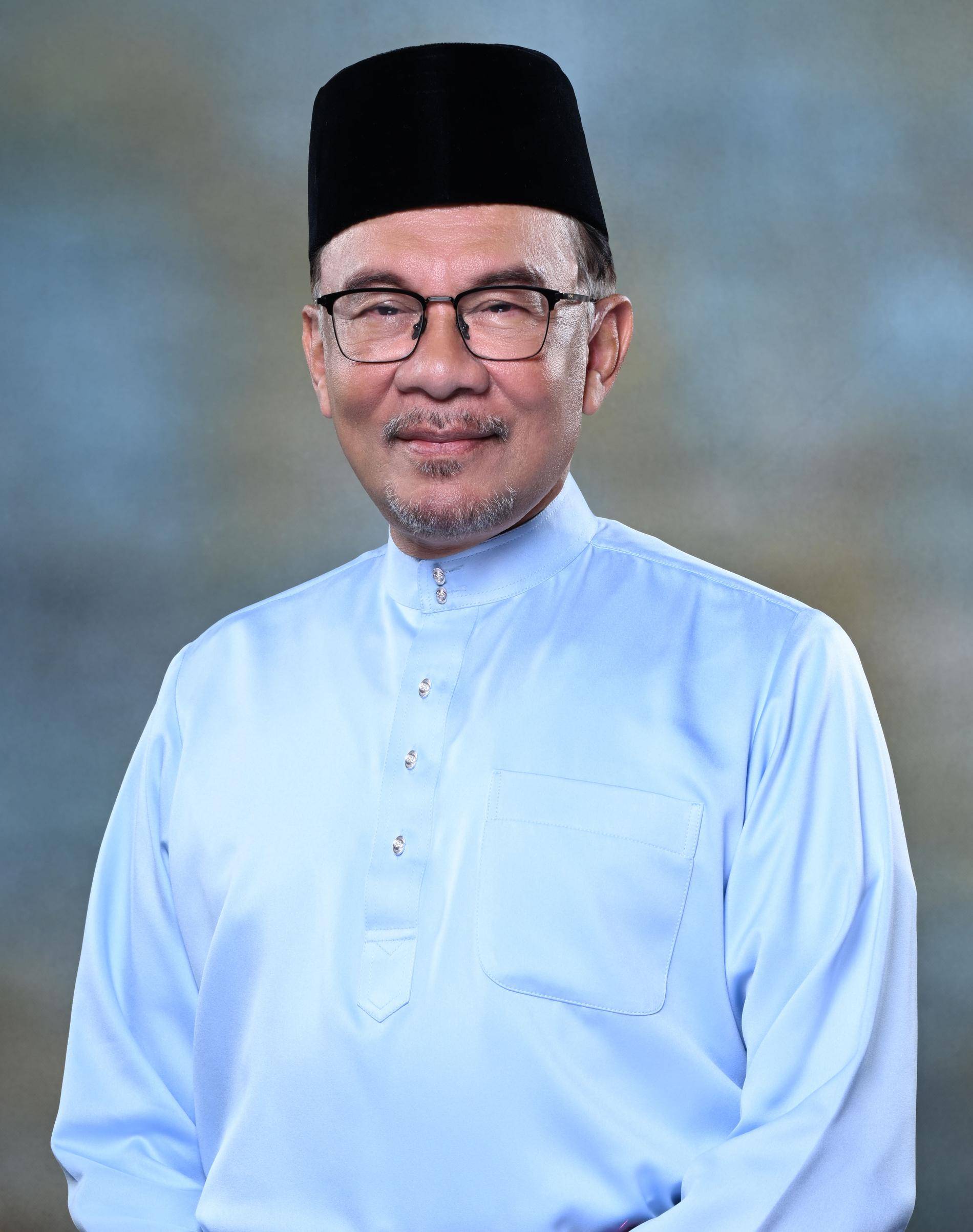 (时政)马来西亚总理像