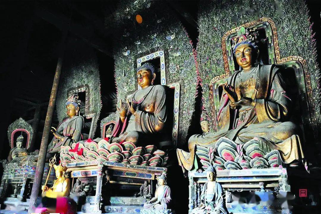 穿越时空走！跟着壁画游山西 | 历经八百余载 塞外古刹崇福寺壁画仍五彩斑斓