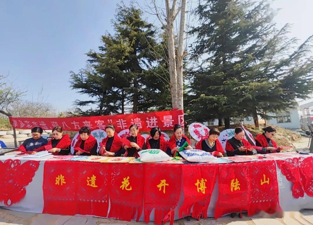 69山阳梨花节已成功举办13届,知名度和美誉度不断提升,已成为昌邑