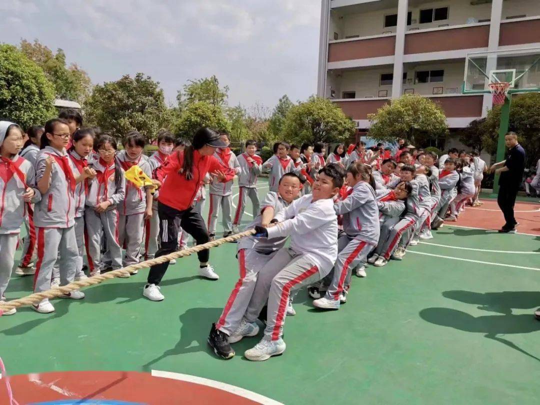 一起跑,一起跳,吹响体育集结号丨澄江市凤山小学第十八届体育节开幕!