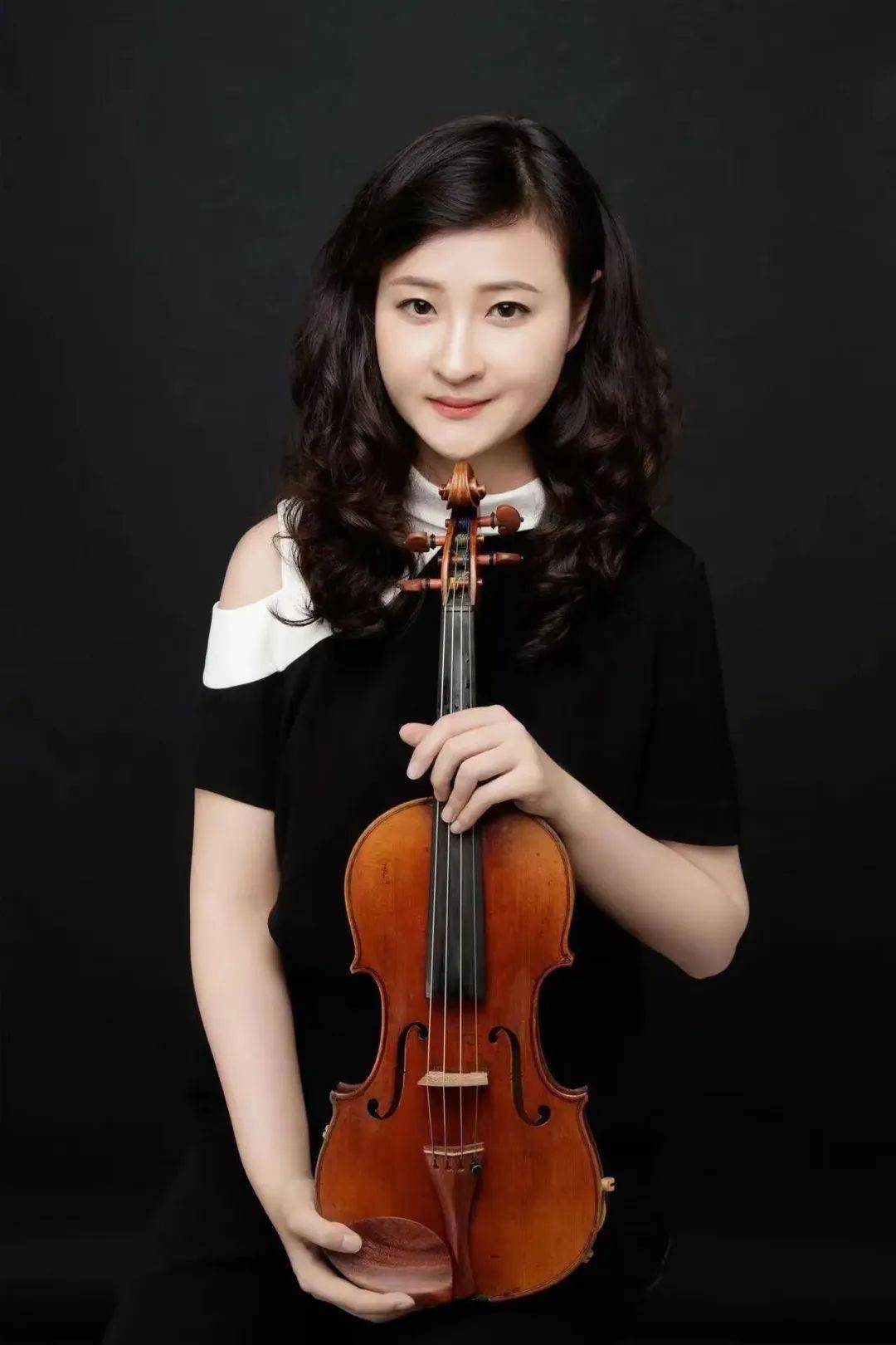 夏夜小提琴苏雅菁图片