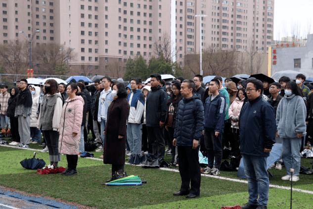 礼仪风采|山西大同大学新平旺校区举行升旗仪式_青春_煤炭_时代
