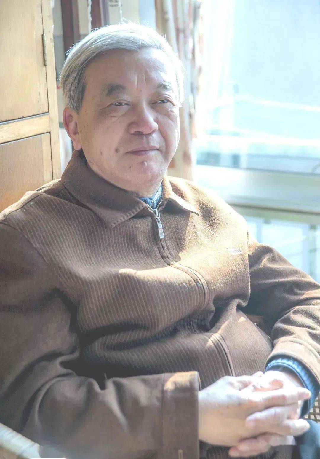 陈其昌|从汪曾祺理发说起_发型_倪师傅_农中