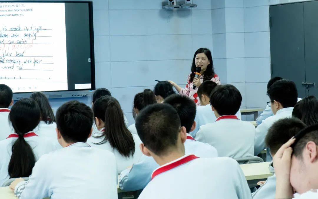 数学教研组赖家美老师,许建秀老师,谢传健老师,历史教研组李珍老师,陈