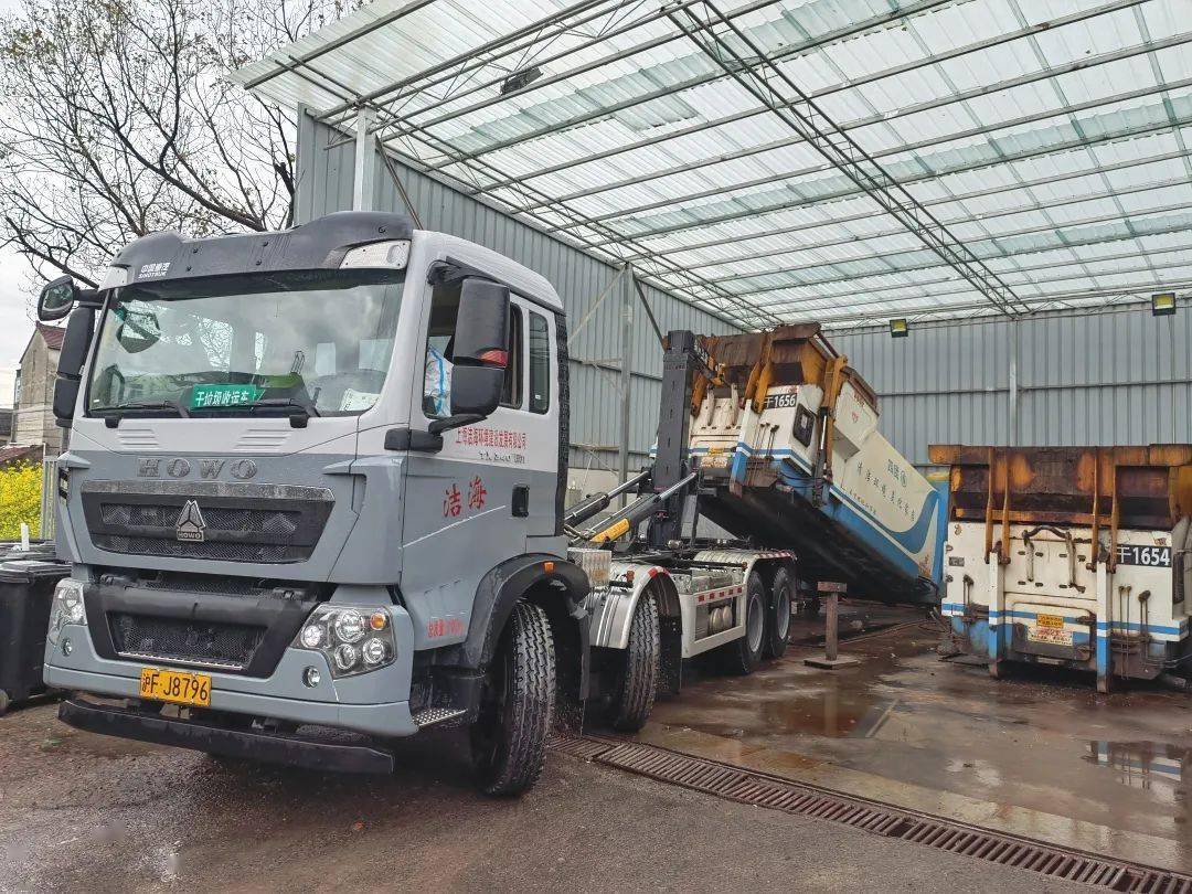 垃圾清运添"智慧",城市服务更精细_管理_监管_车辆