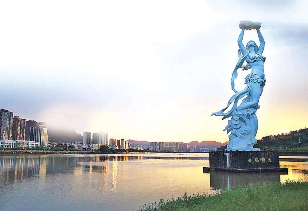 雅安:女娲补天遗漏的地方_故事_五彩石_石头