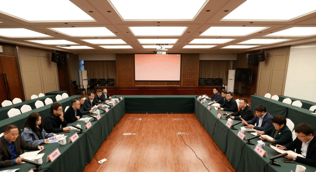 许斌会见北京市朝阳区高新技术企业协会考察团一行_发展_赣江_新区