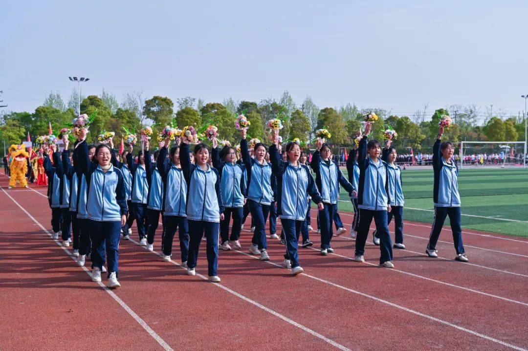 基层动态 | 长沙县教育系统举行教职工大众运动会_全县_中心_街道