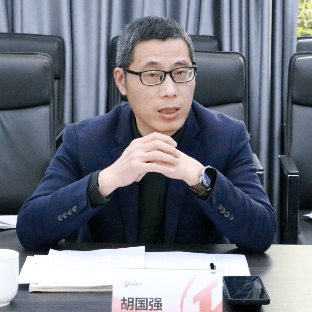 宣讲中,胡国强强调,党中央,国务院和省委,省政府高度重视保障农民工