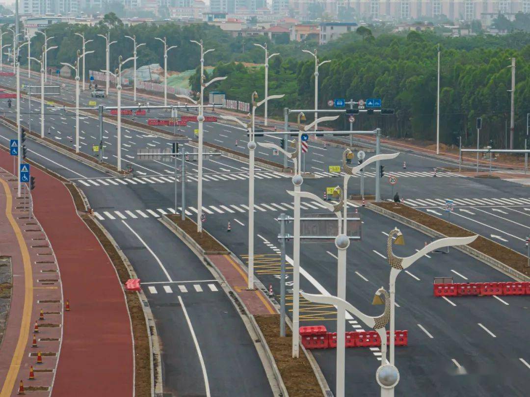 廉州湾大道这一路段主线道路全部建设预计7月完成_西门_路口_江西