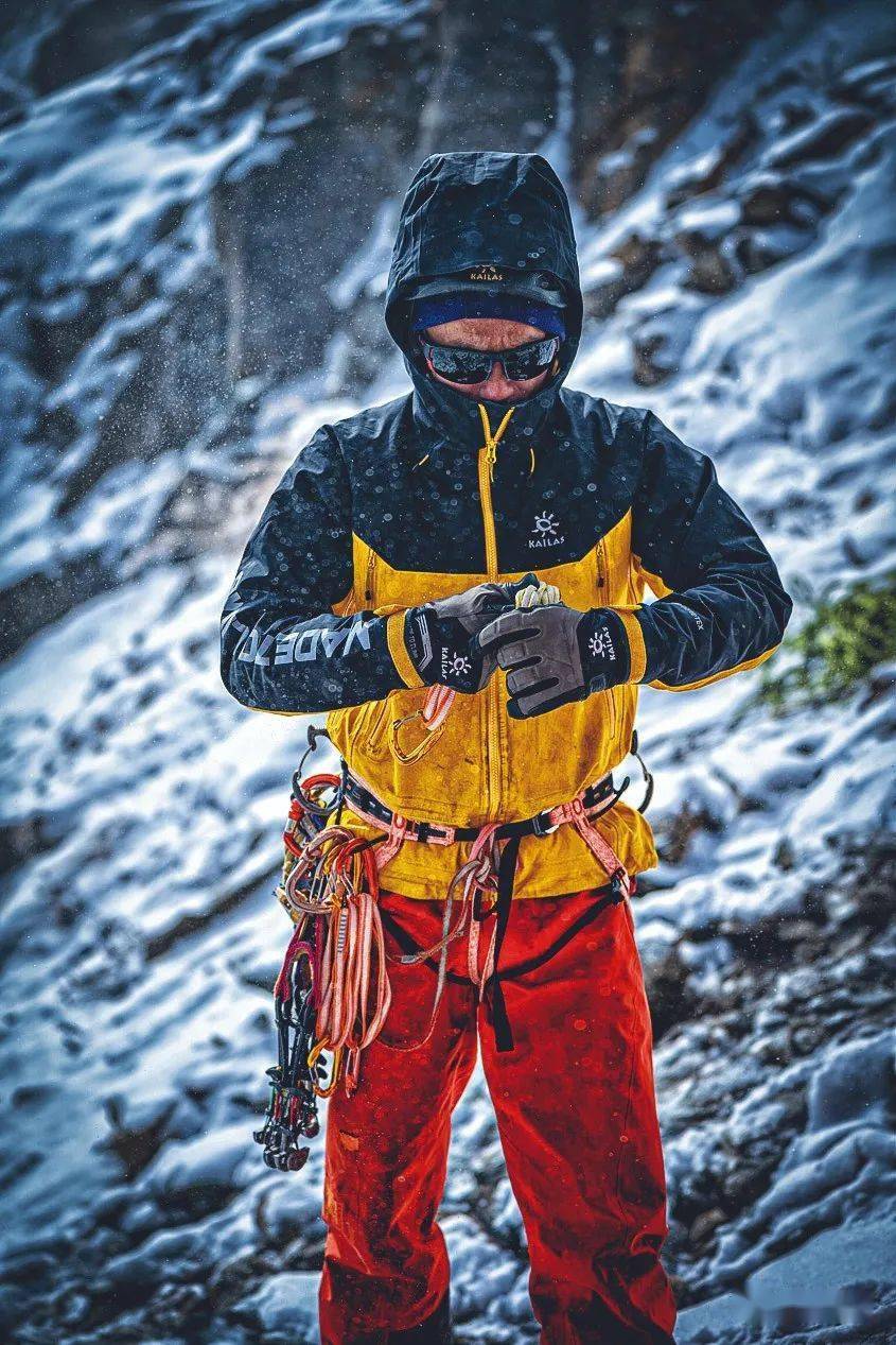 【川西传奇】曾山,李宗利和黄思源的登山生活_中国_成都_山峰