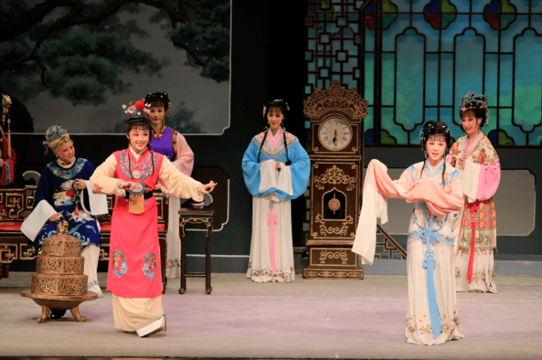 活动·预告|《天上掉下个林妹妹》绘本新书发布会暨越剧亲子体验日