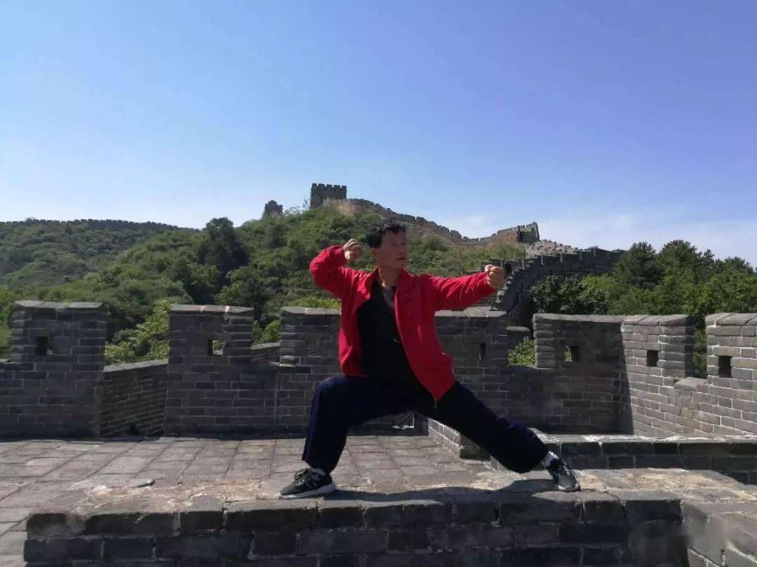 [拳术修炼]太极拳的基础知识和主要方法_向前_自然_掌心